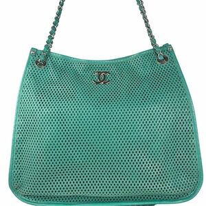 CHANEL CC perforated leather chain tote